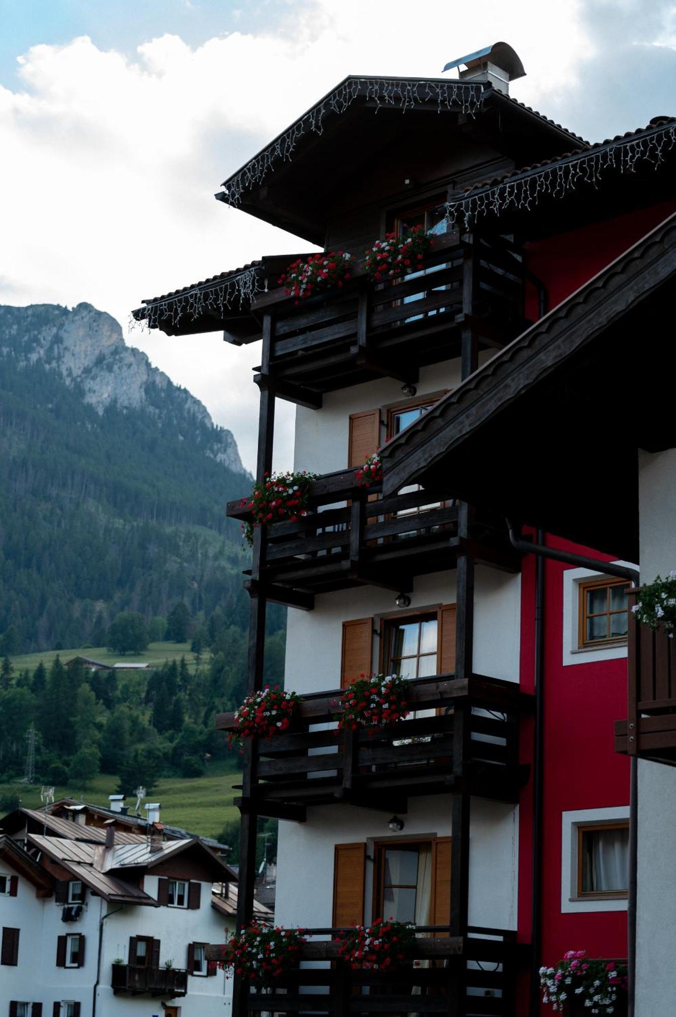 Romantic Charming Hotel Rancolin Moena Exteriör bild
