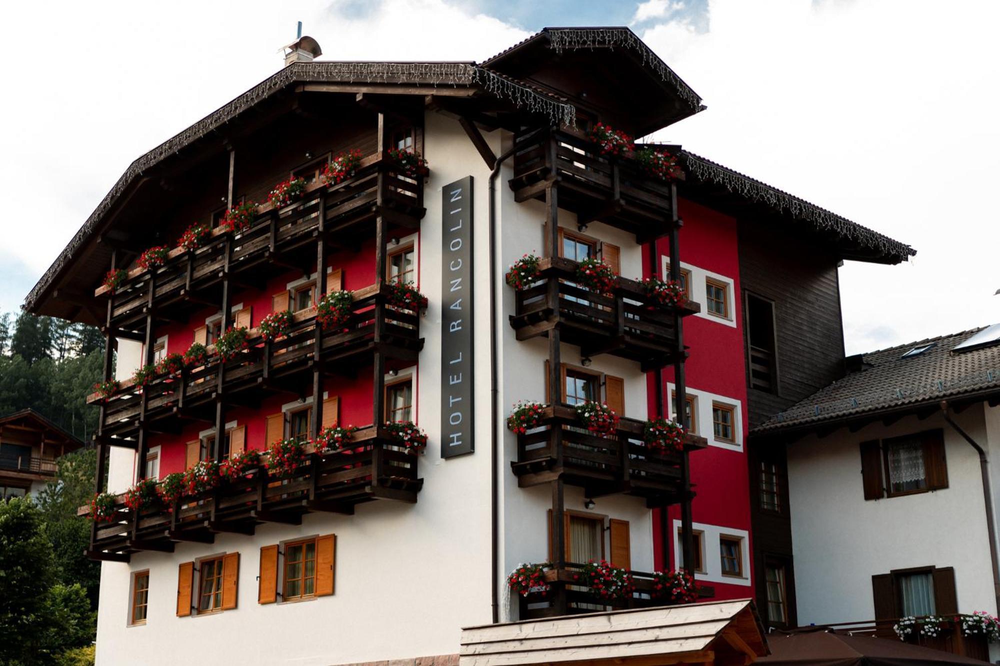 Romantic Charming Hotel Rancolin Moena Exteriör bild