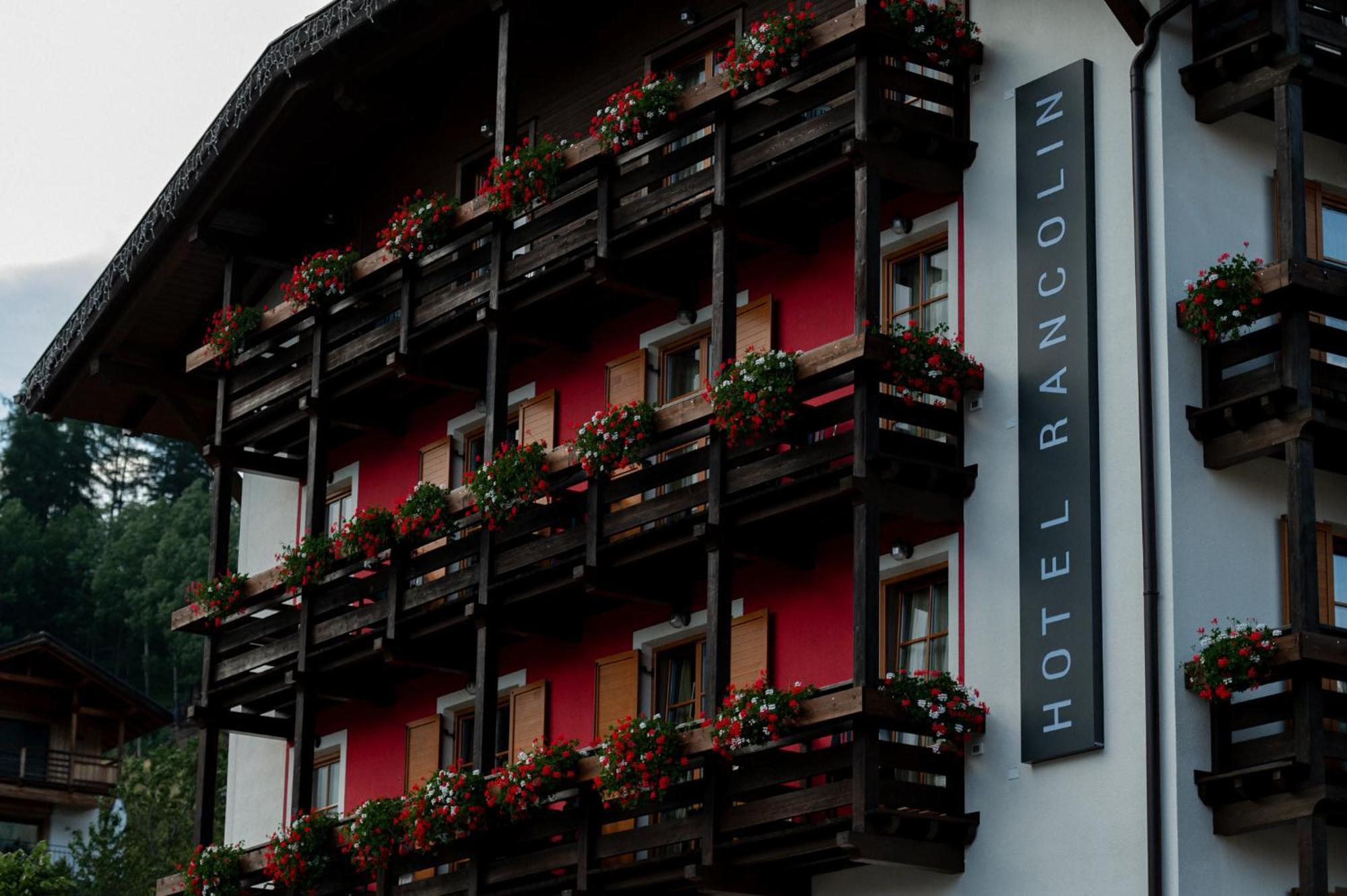 Romantic Charming Hotel Rancolin Moena Exteriör bild