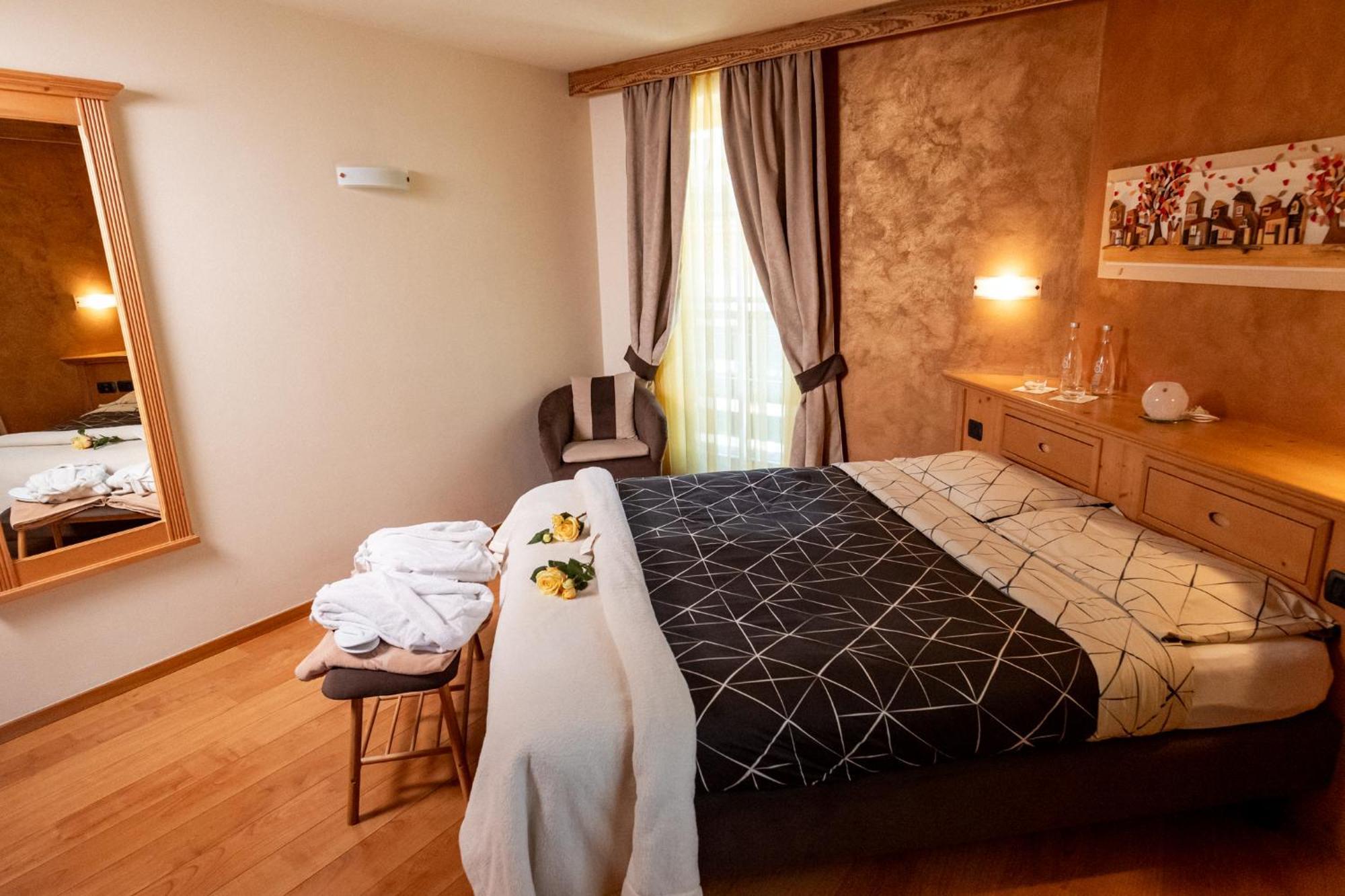 Romantic Charming Hotel Rancolin Moena Exteriör bild